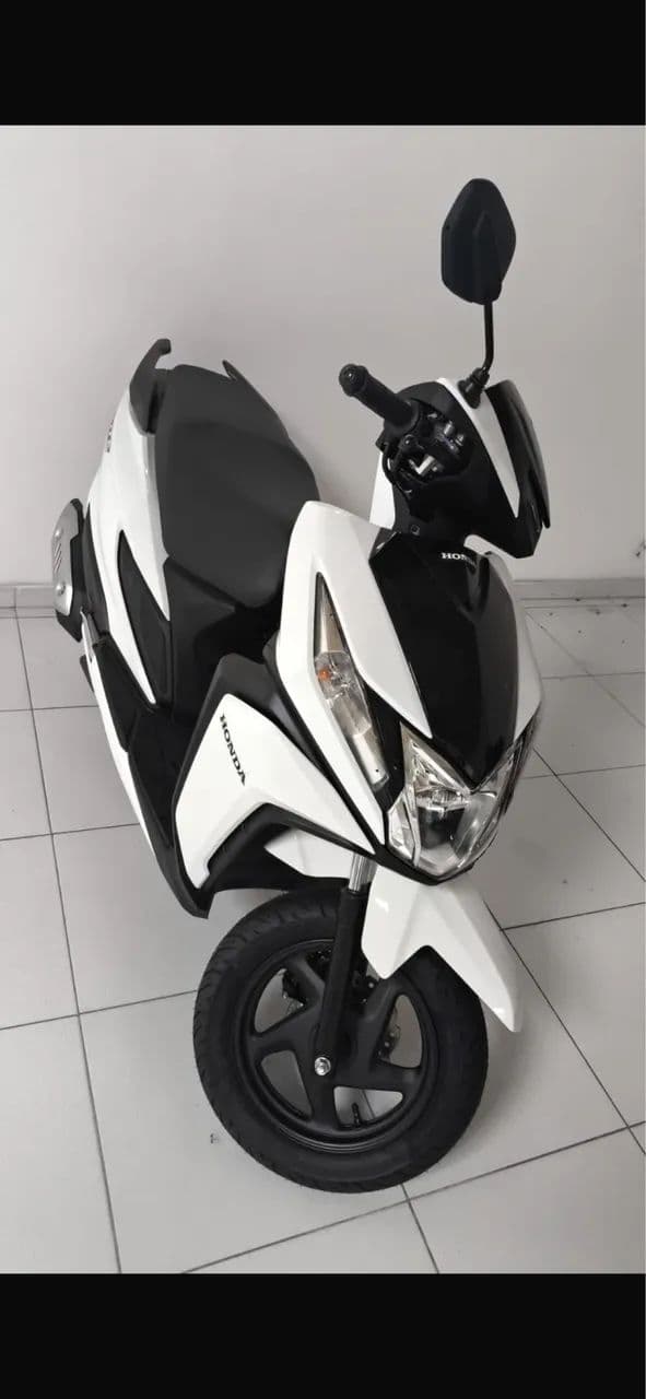 MOTO ELITE 125