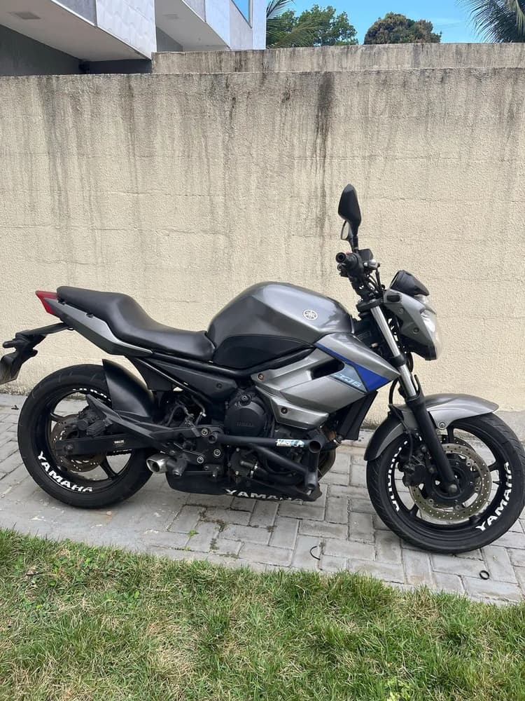 Xj6 