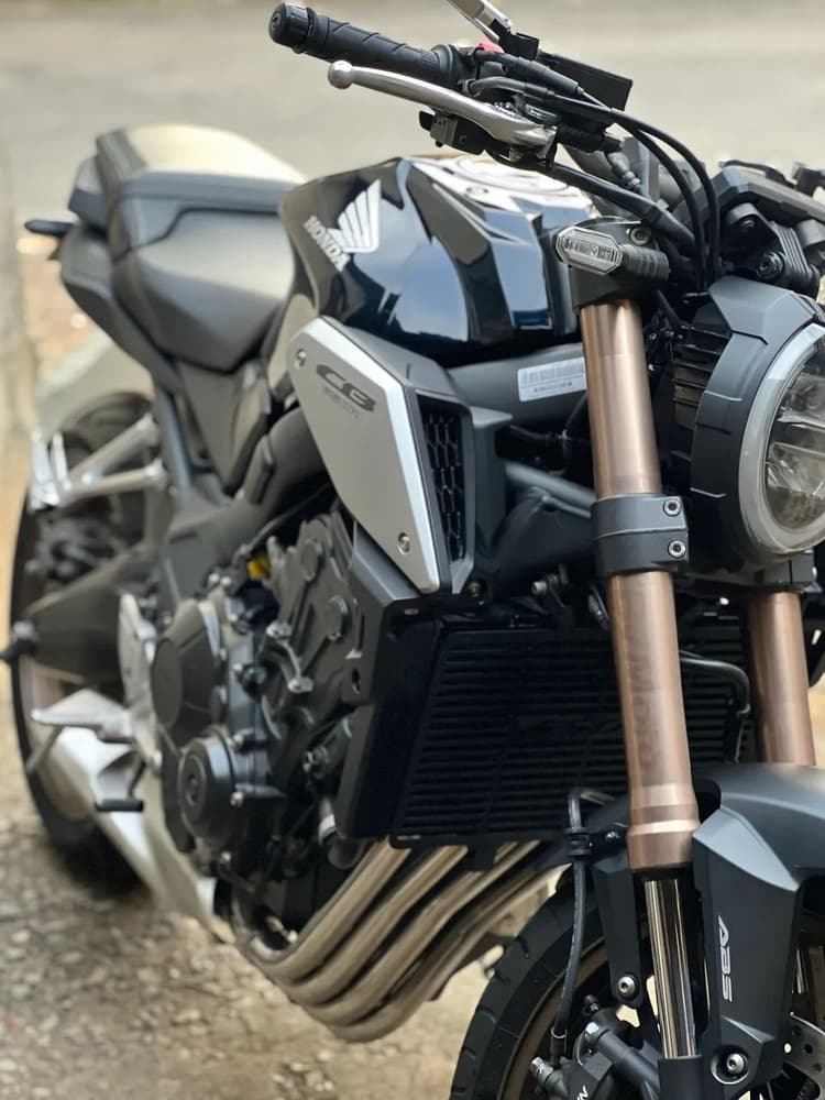 Cb 650R 