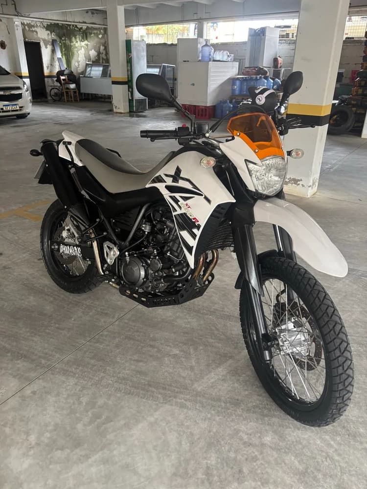 Vendo XT660R impecável 