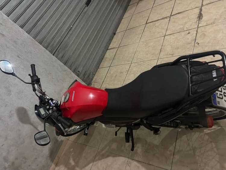 Vende se Yamaha factor 