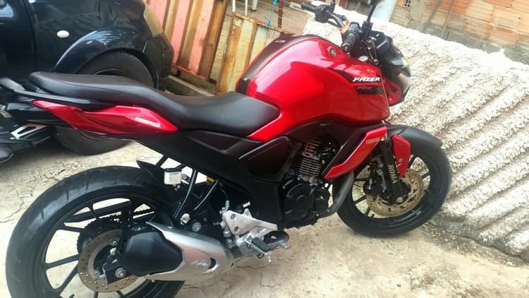 Fazer fz15