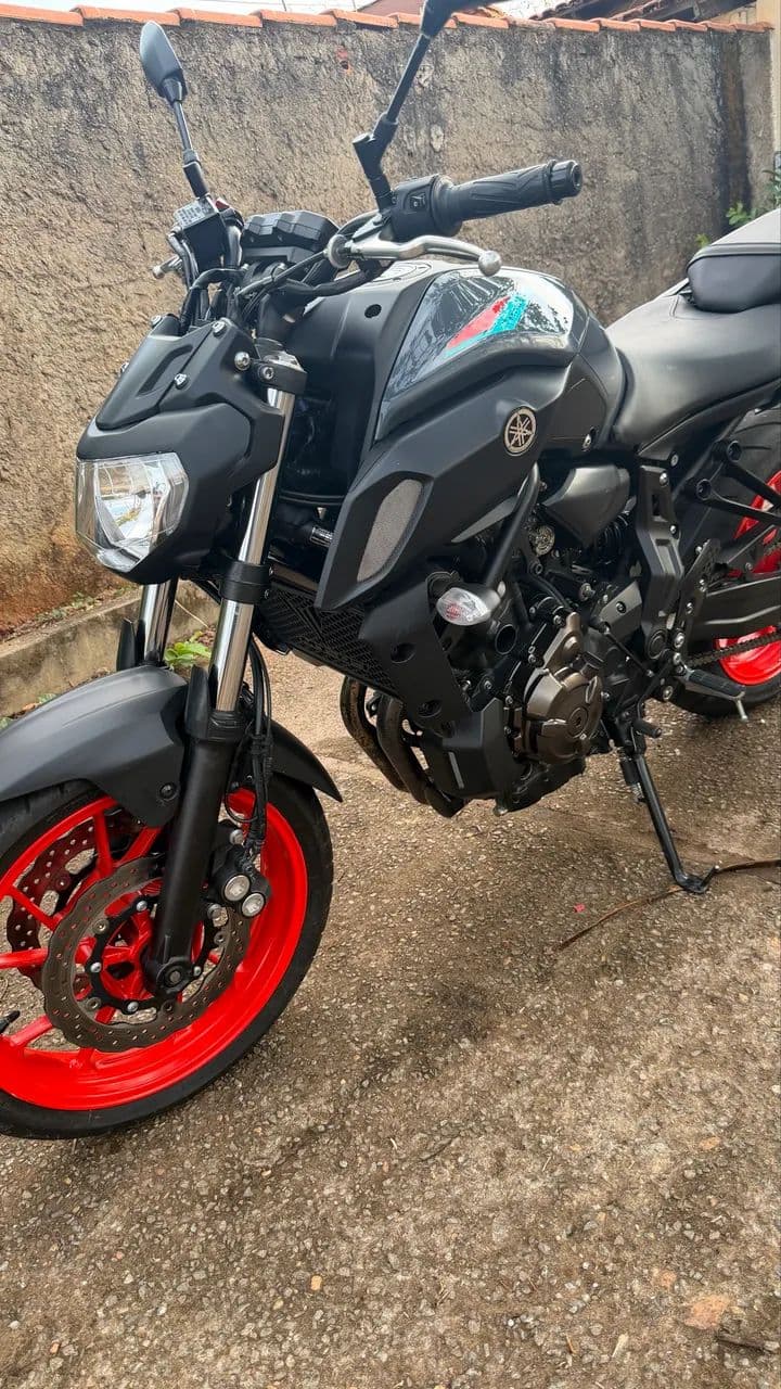 MT07 16.000 kms 