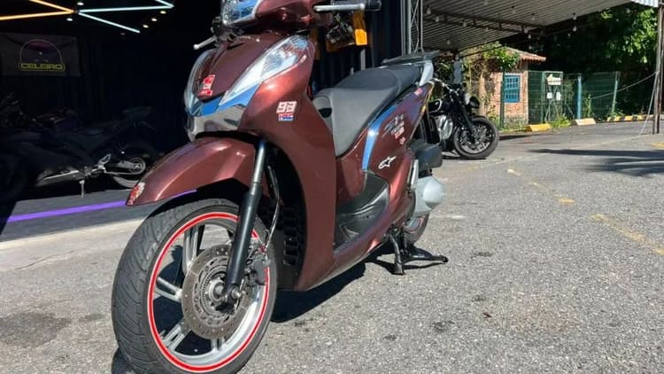 Honda SH 300