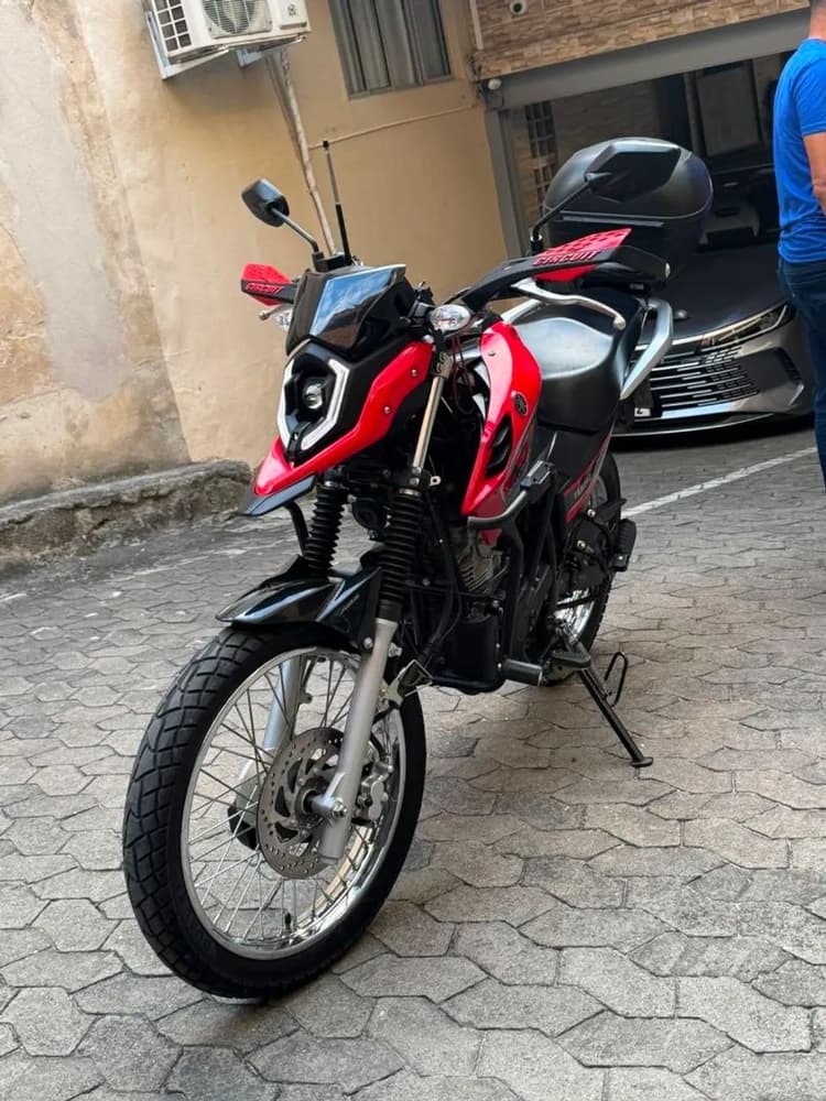 Motocrosser