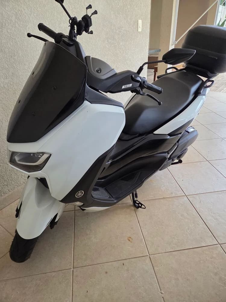 NMax 2022 - sem detalhes, 2a.dona e muito bem cuidada 