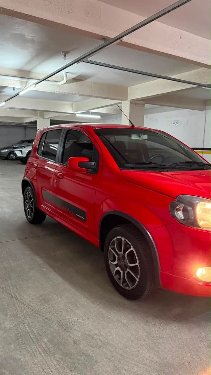 Fiat Uno Sporting 1.4 EVO Fire Flex 8V 4P 2013