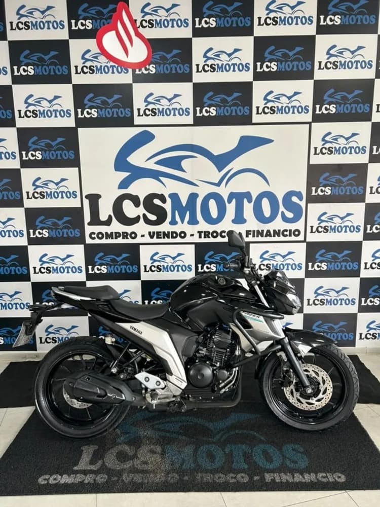 FAZER 250 PRETA 2021