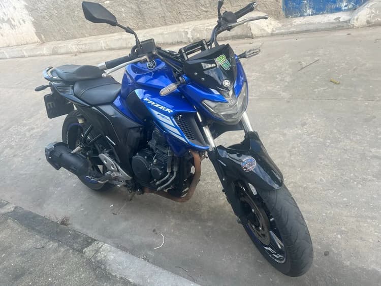 Fazer 250