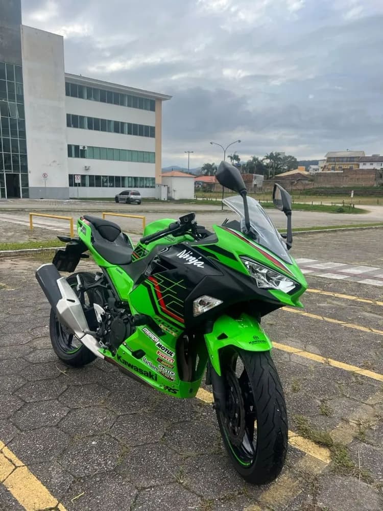Vende-se 