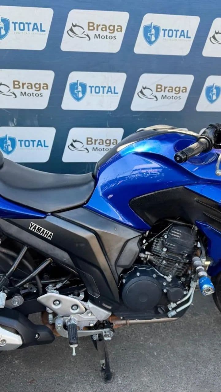 Fazer 250