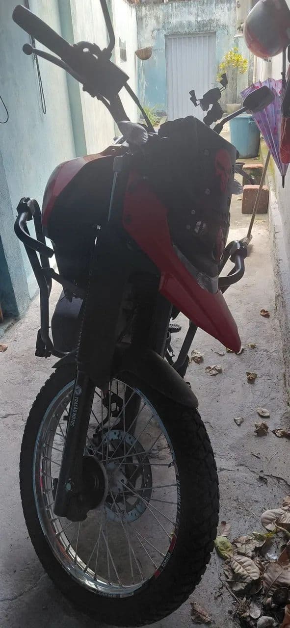 Lander em perfeito estado...