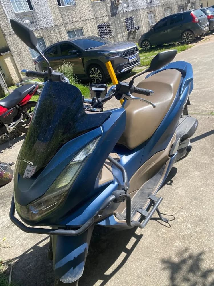 PCX DLX 
