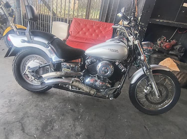 Yamaha XVS 650 Drag Star 
