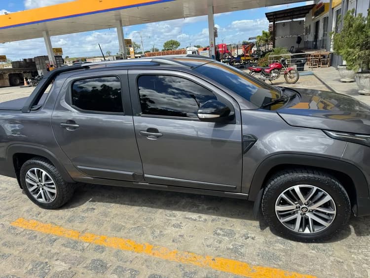 Fiat Strada Volcano 1.3 Flex 8V CD Aut. 2025