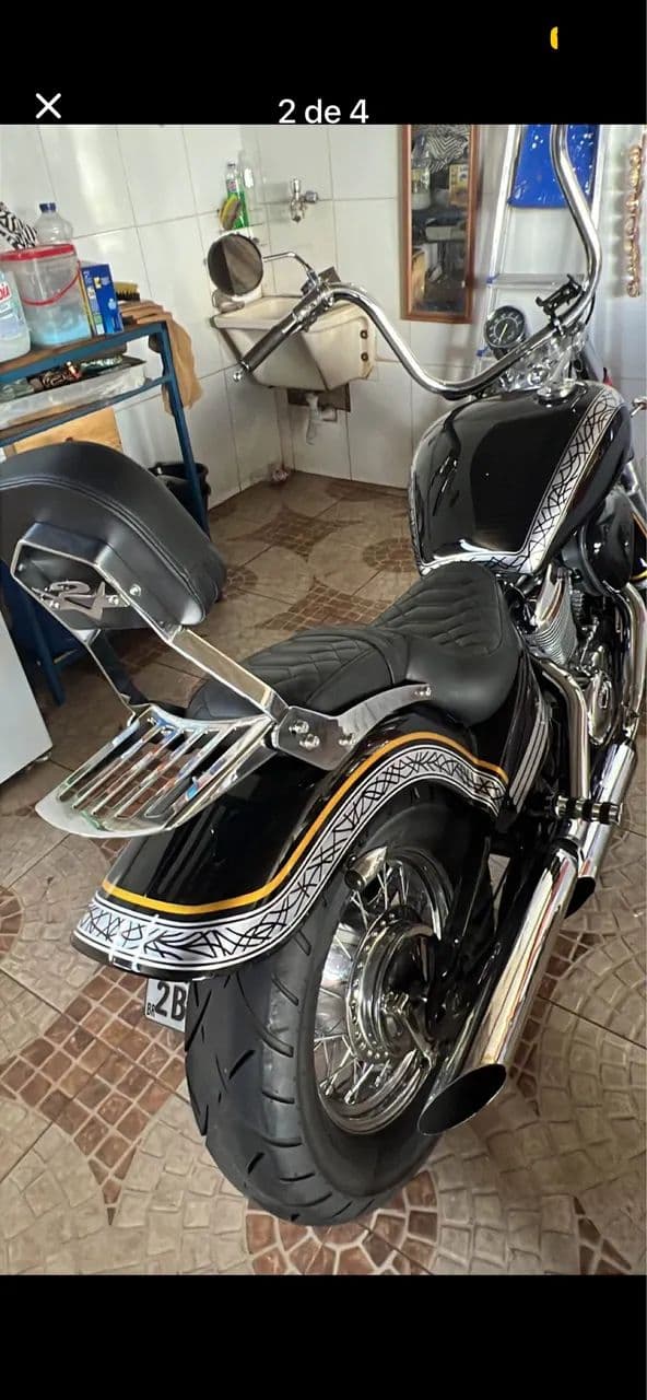 Shadow 600 2005 