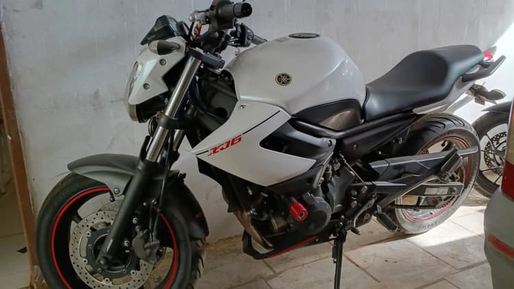 Yamaha XJ6