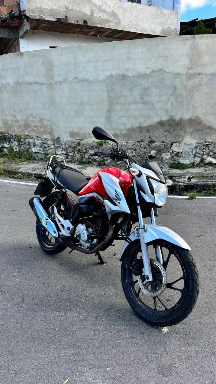 Titan 160 