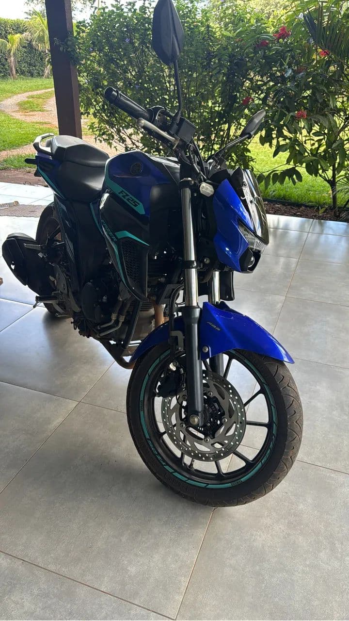 FZ25 topissima