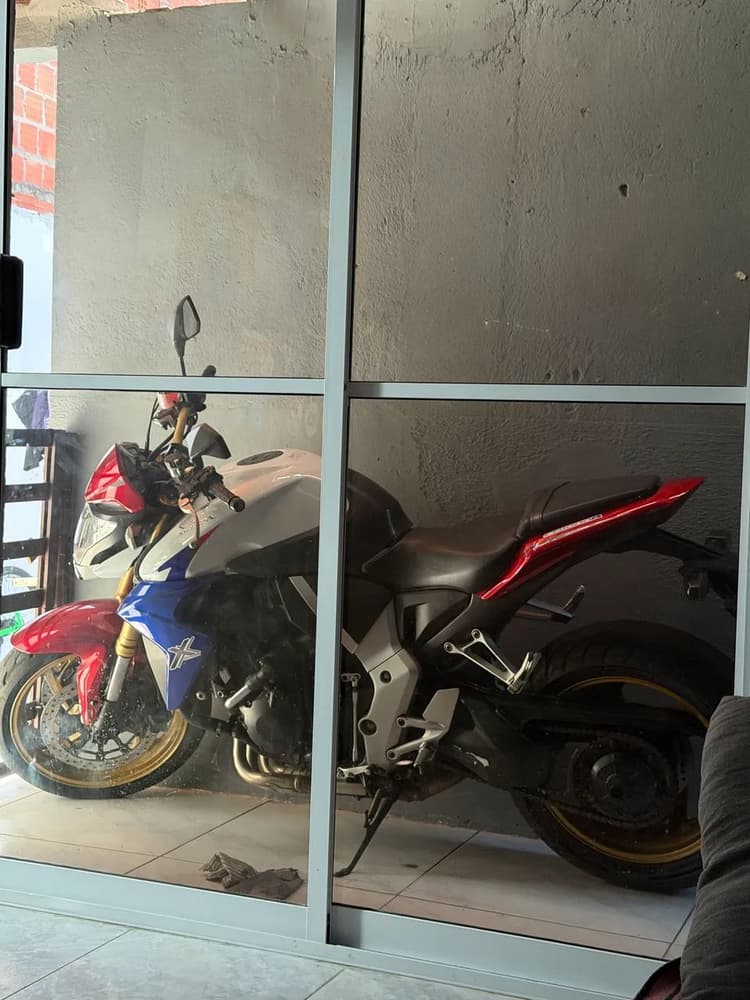 CB1000R
