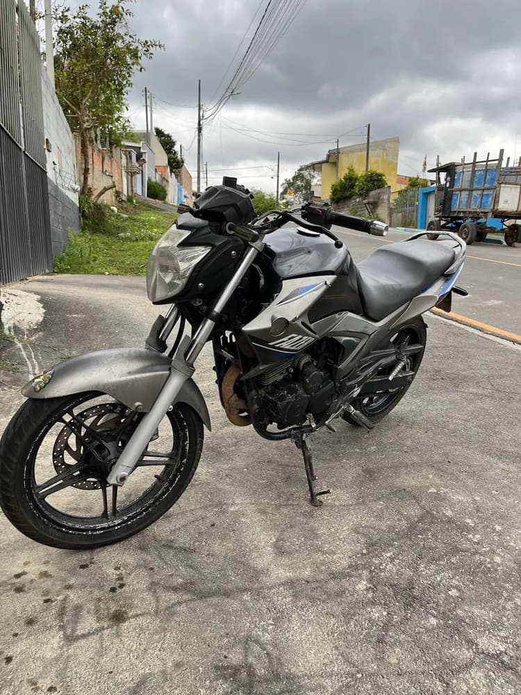 Fazer 250 2015