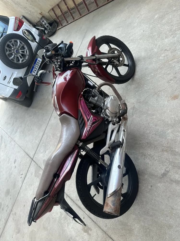 Moto Fan 150 
