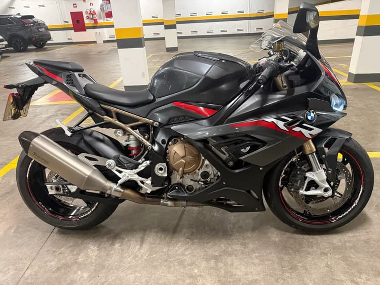 BMW S1000RR 2022 - Impecável 