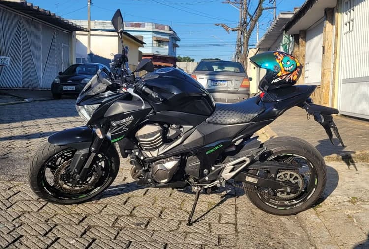 Z800  (troco por moto alta ou scooter)