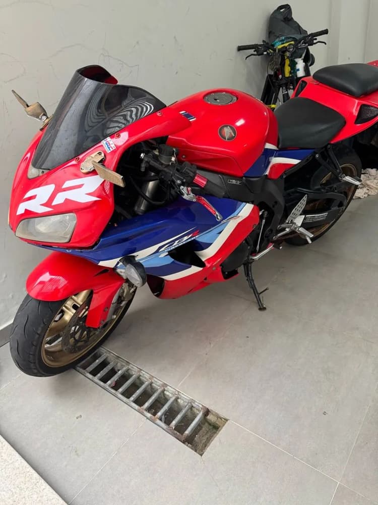 CBR 1000 RR Fireblade 