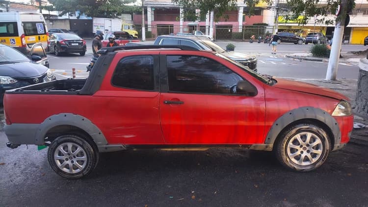 Fiat Strada Working 1.4 MPI Fire Flex 8V CD 2013