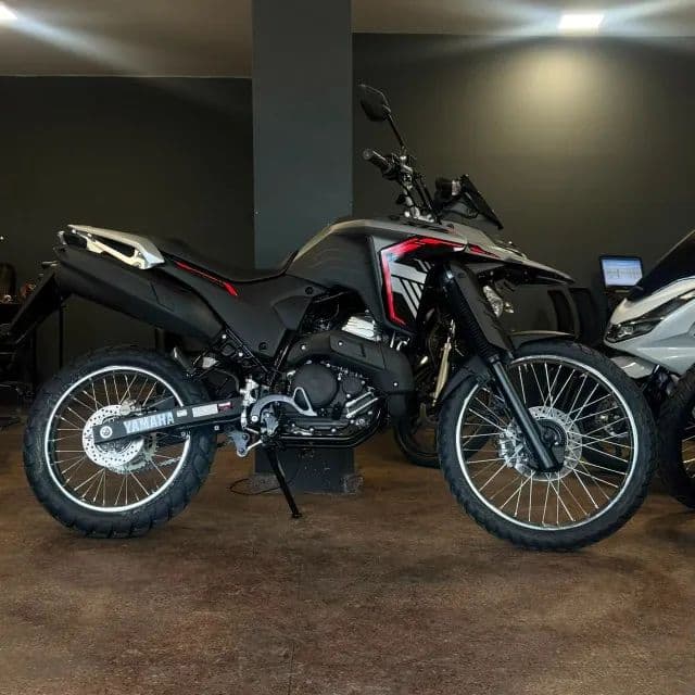 XTZ 250 LANDER CONNECTED -- PRONTA ENTREGA E 0KM