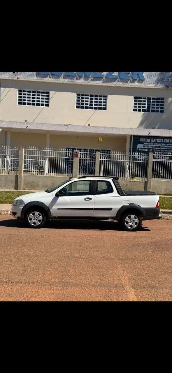 Fiat Strada Working 1.4 MPI Fire Flex 8V CD 2013