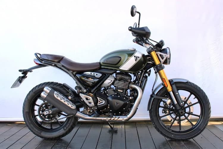 TRIUMPH SCRAMBLER 400 X
