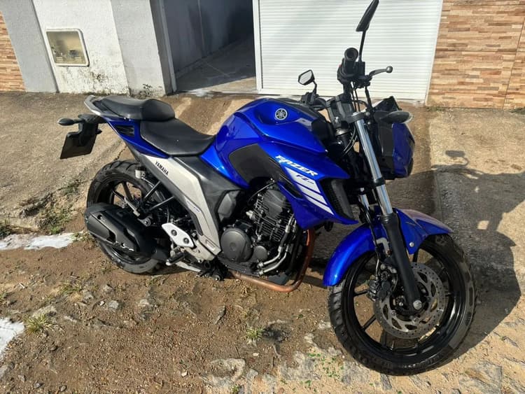 Fz 25, ano 2022