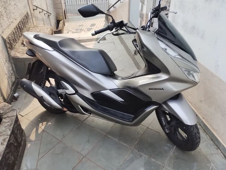 PCX 150 2019 filé 
