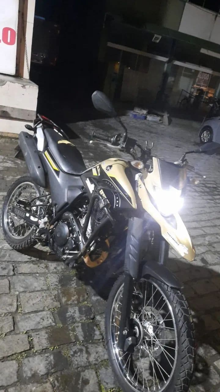 Lander XTZ 250 Bege