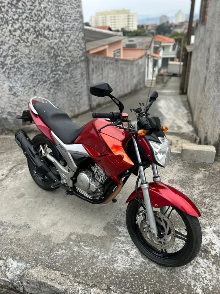 Fazer 250