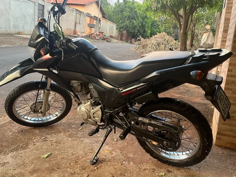 BROS 2018 PRETA