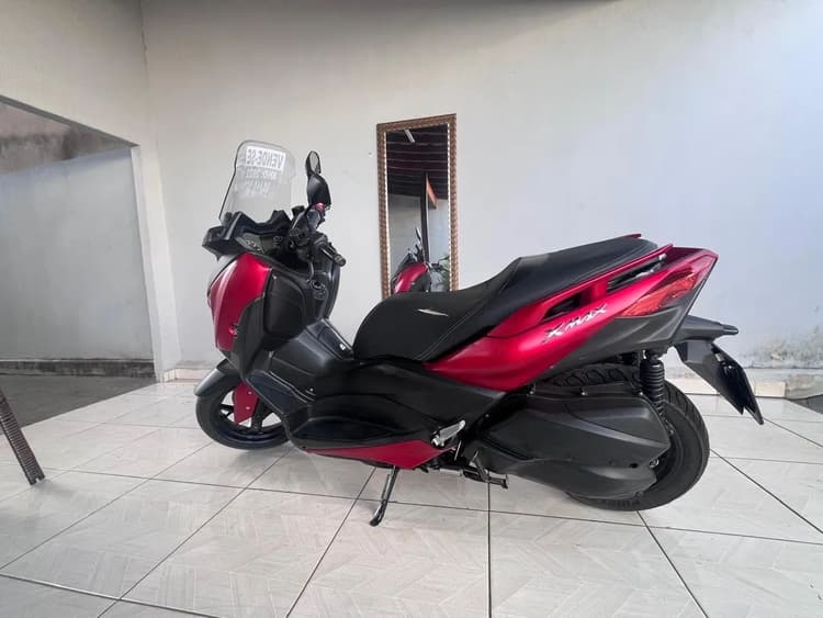Vende-se  Automática 