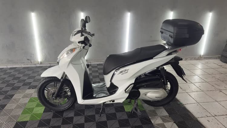 Honda SH300i