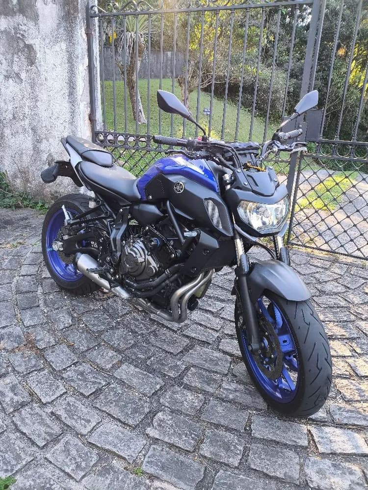 YANAHA MT 07 ABS