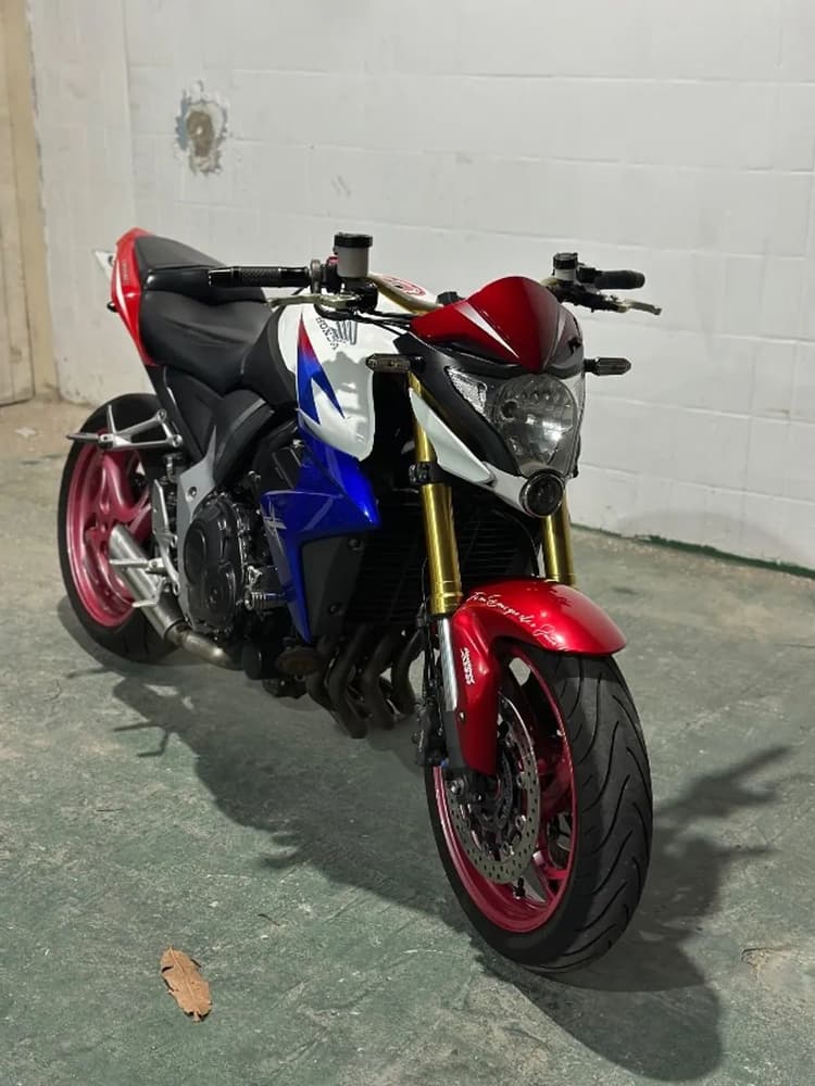 CB 1000 R 