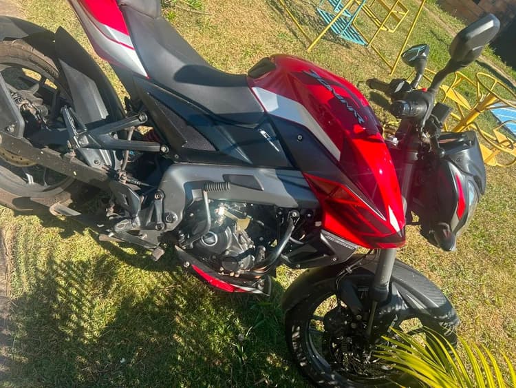 Bajaj dominar