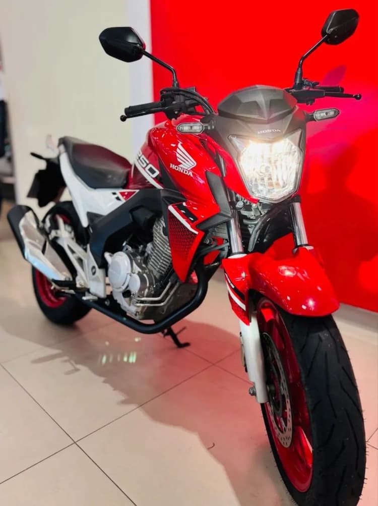 HONDA CB TWISTER 250