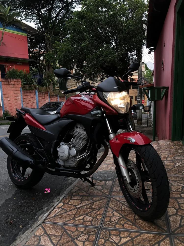 ?CB300R ESSA É EXTRA? 31991251923
