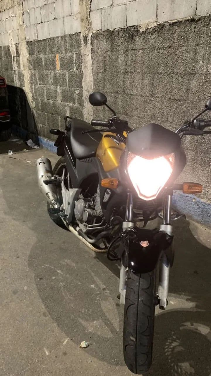 Honda cb300