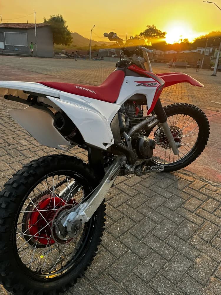 CRF 230 - 2019 