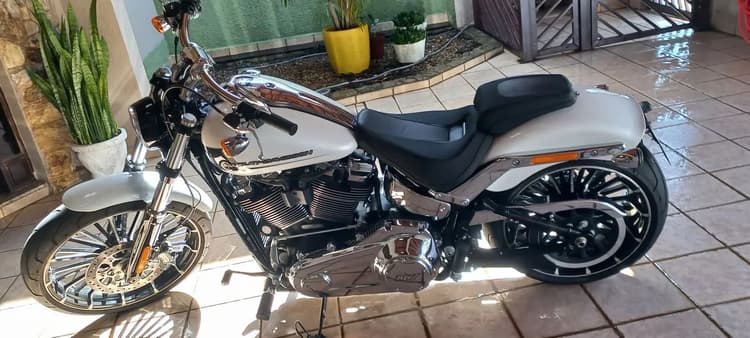 Harley-davidson BREAKOUT 2024 fxbr 117  