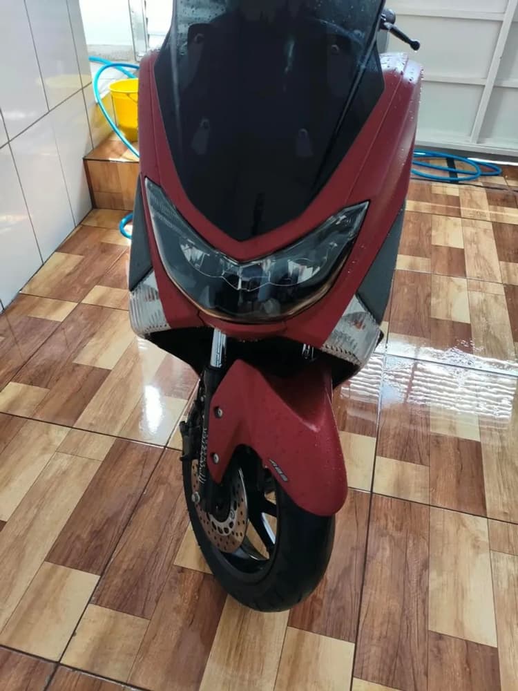 N Max 
