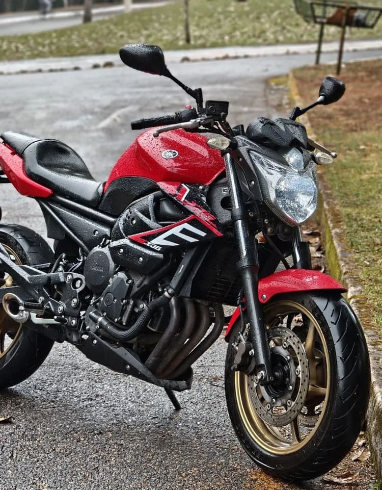 XJ6 2011 